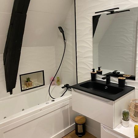 Cosy & Tendance Spa Poitiers Bagian luar foto