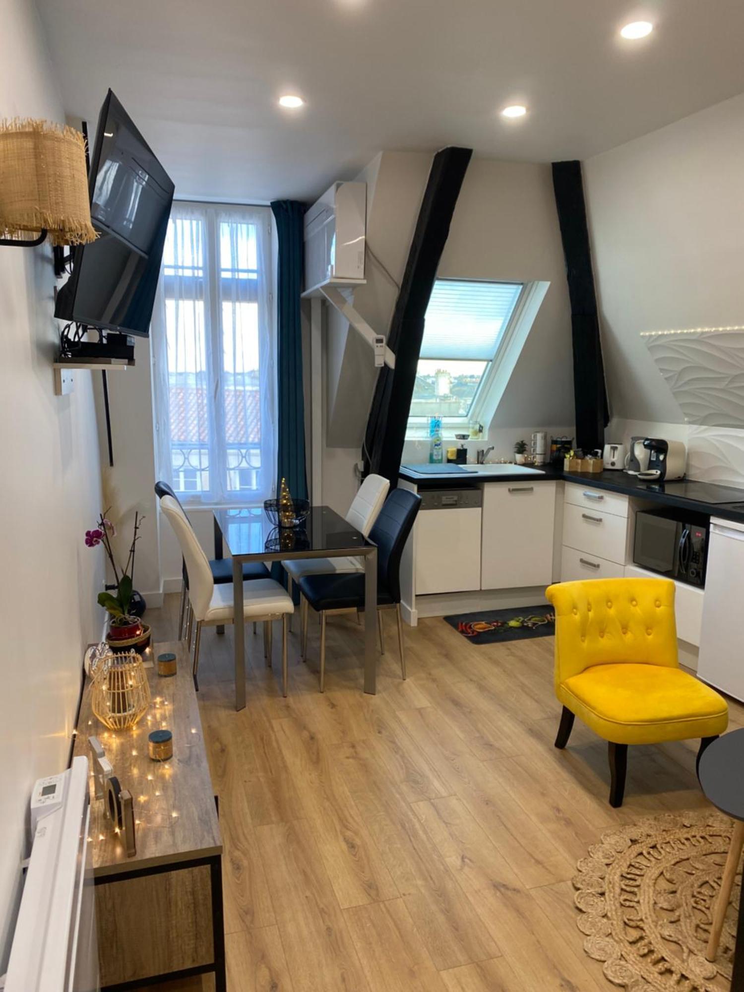 Cosy & Tendance Spa Poitiers Bagian luar foto
