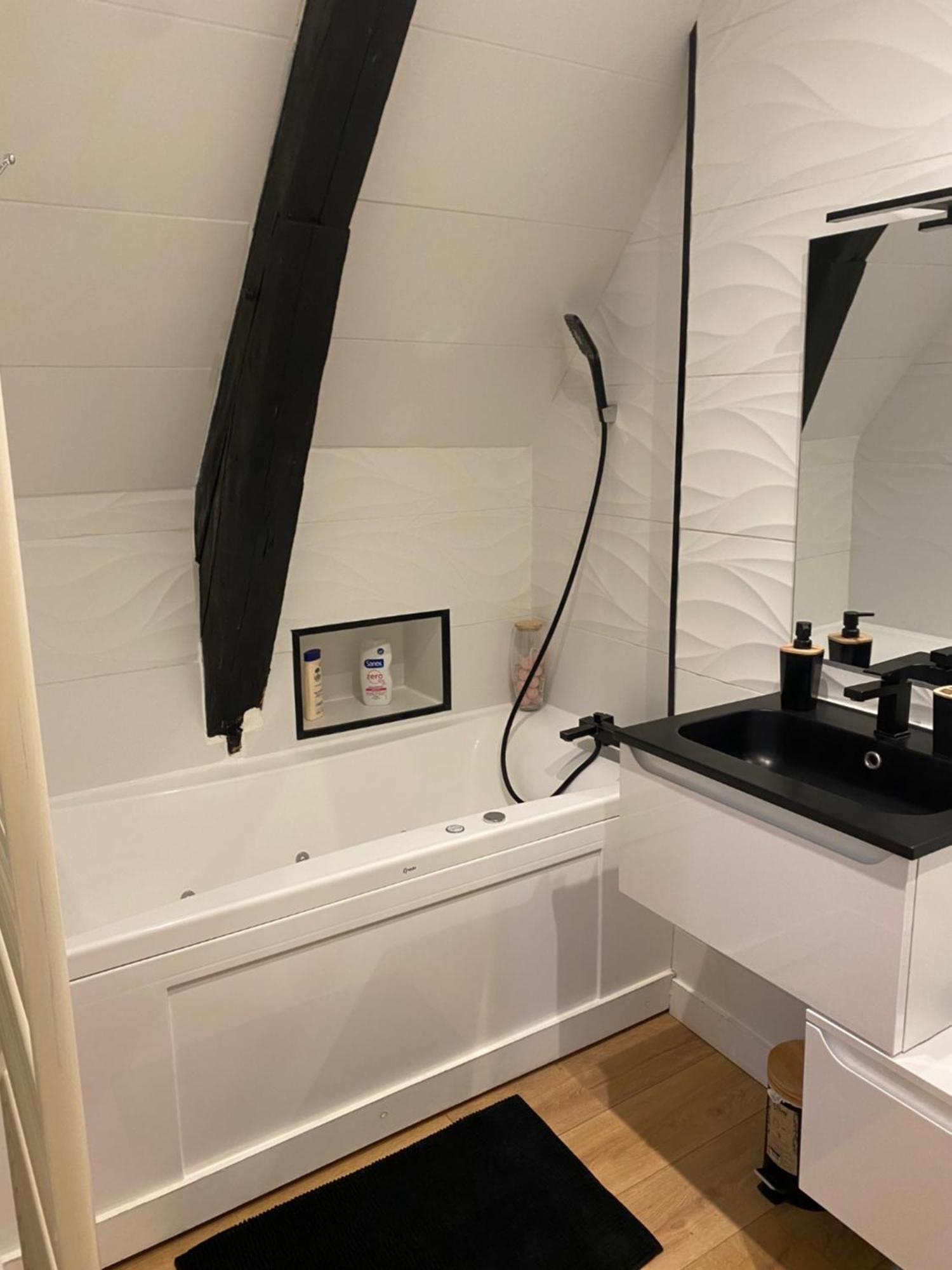 Cosy & Tendance Spa Poitiers Bagian luar foto